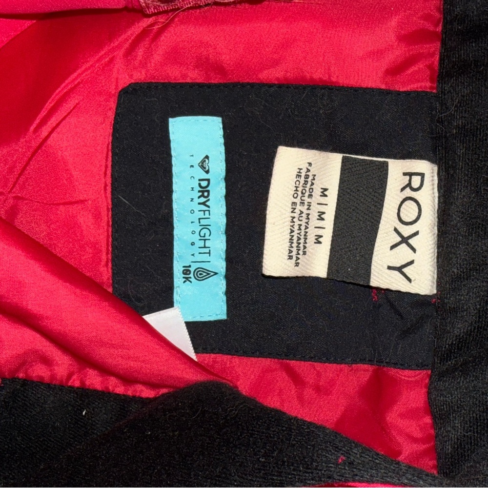Roxy Ladies Bright Pink Snow Pants and Pink and Black Rose Jacket - Picture 5 of 5